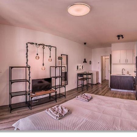 Waterfront Boutique Suite Budapeste Exterior foto